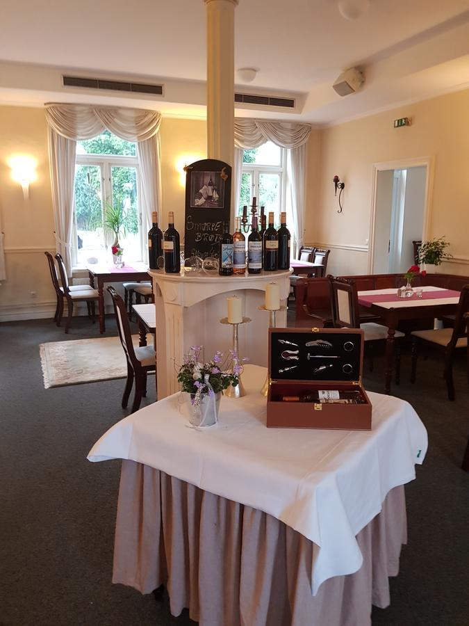 ホテルLandgasthaus Streichmuehle Dollerup エクステリア 写真